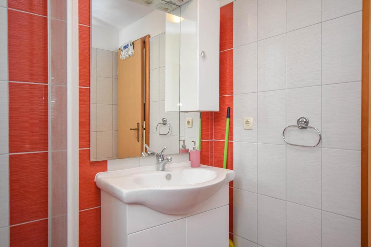Studenac Apartmán Tkon